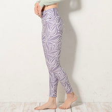 画像をギャラリービューアに読み込む, Magnolia Reggins